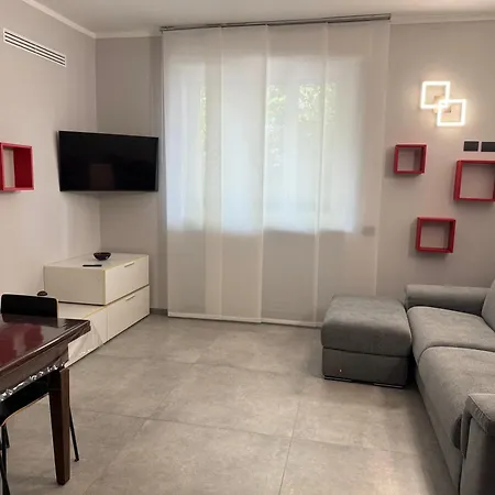 Casa Simonetta * Лавено-Момбелло