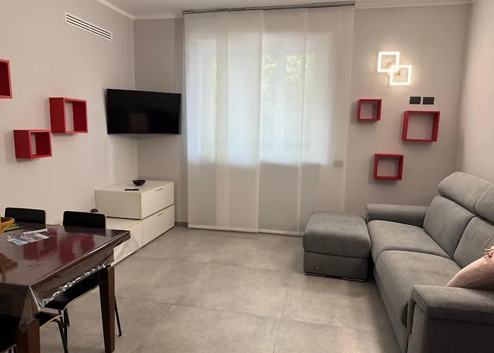 Casa Simonetta * Лавено-Момбелло